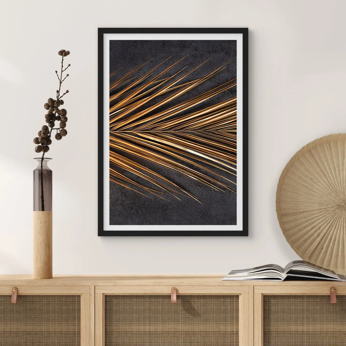 Affisch i svart ram - Gyllene blad på en mörk bakgrund - 50x70cm - Tropikens guld - Modern väggdekoration för vardagsrum och sovrum ARTTOR