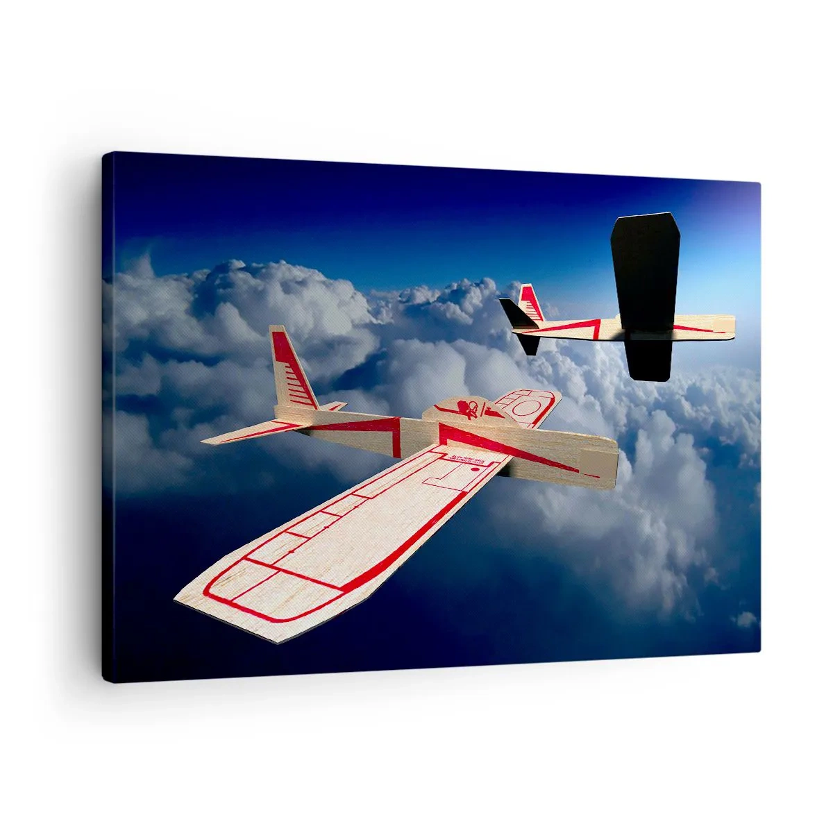 Canvastavla - Bild på duk - Två träflygplan som svävar över molnen mot en blå himmel. - 70x50cm - Ännu högre, ännu längre - Modern väggdekoration för vardagsrum och sovrum ARTTOR