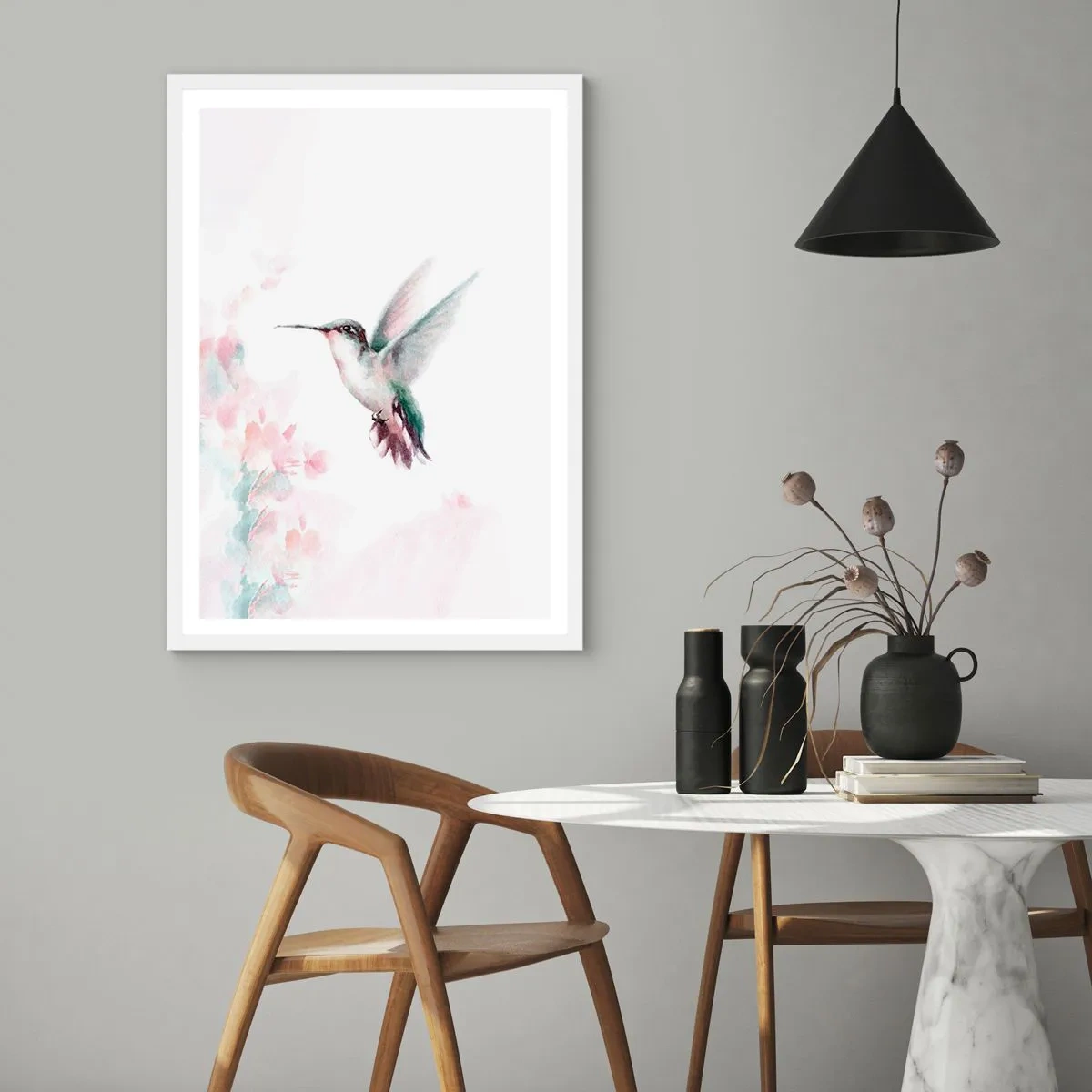 Affisch i vit ram - Fångad flaxande - 70x100 cm