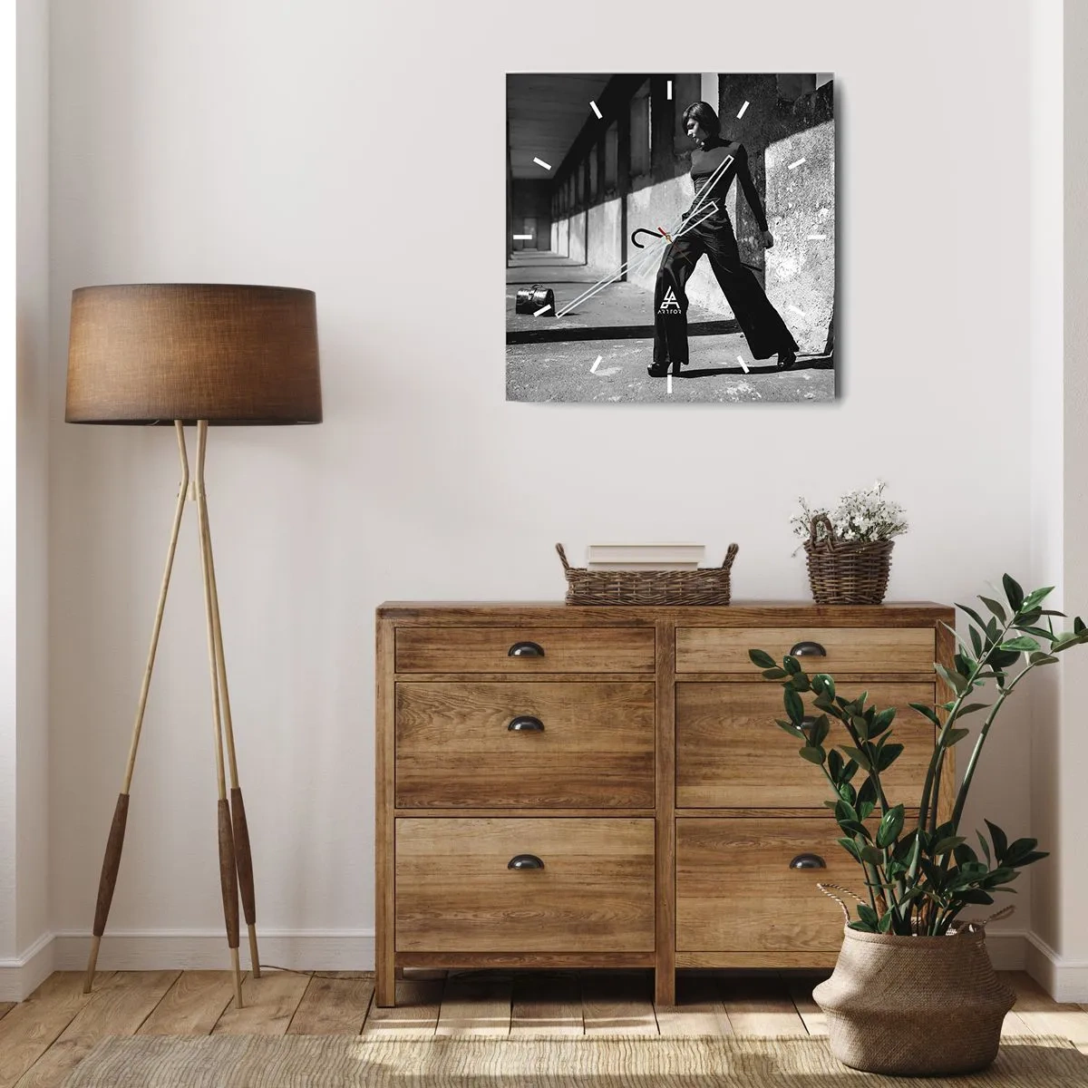 Väggklocka - Klocka på glas - Stadselegans - 40x40 cm