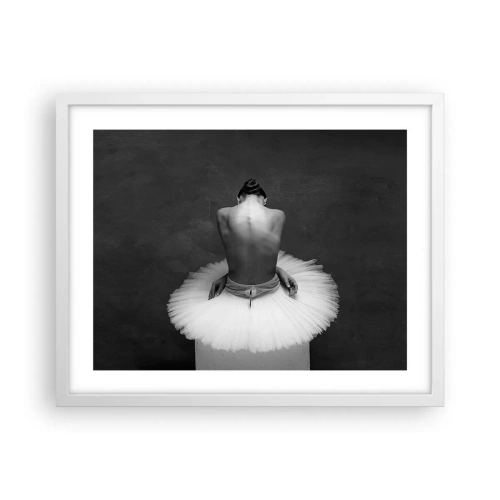 Affisch i vit ram - Hon blommar ut - 50x40 cm