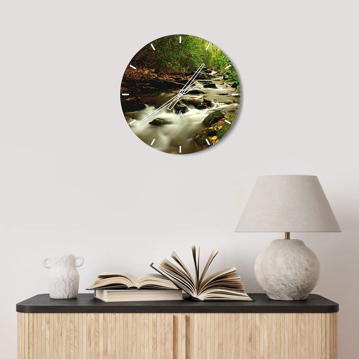 Väggklocka - Klocka på glas - Som flytande silver - 40x40 cm