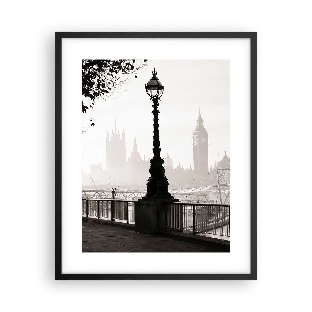 Affisch i svart ram - Morgon i London - 40x50 cm
