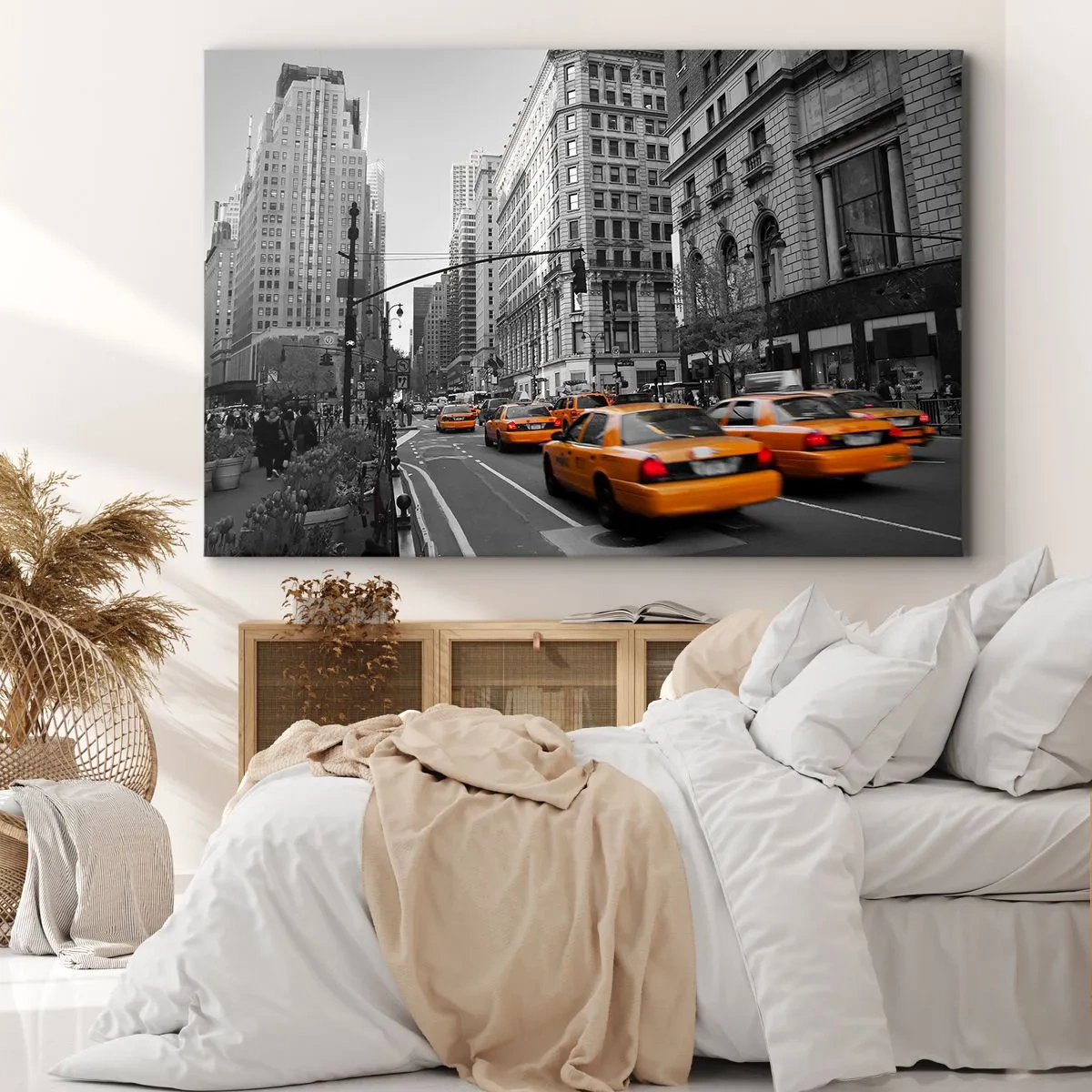 Canvastavla - Bild på duk - Gula taxibilar på New Yorks gator - 70x50cm - Storstadens solar - Modern väggdekoration för vardagsrum och sovrum ARTTOR