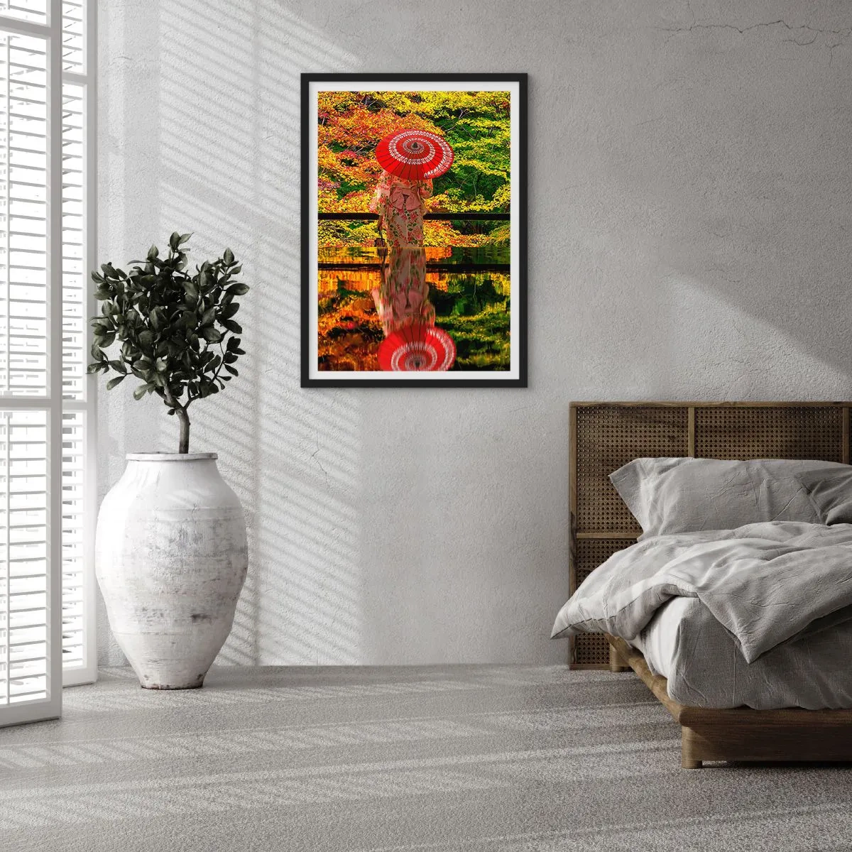 Affisch i svart ram - En kvinna i kimono med ett rött paraply mot en bakgrund av höstlöv. - 50x70cm - I naturens tempel - Modern väggdekoration för vardagsrum och sovrum ARTTOR