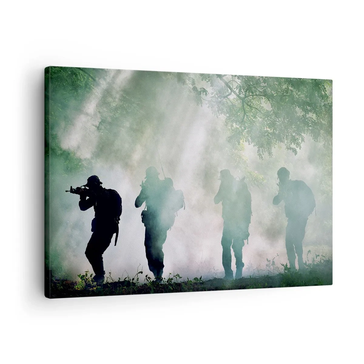Canvastavla - Bild på duk - Silhuetter av soldater i en skog omgiven av dimma - 70x50cm - En för alla... - Modern väggdekoration för vardagsrum och sovrum ARTTOR
