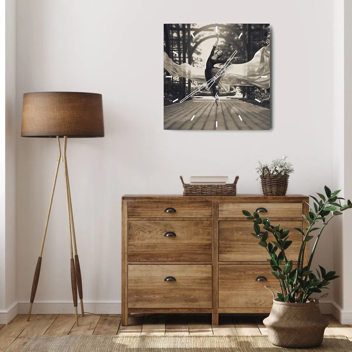 Väggklocka - Klocka på glas - Trädgårdsandens dans - 40x40 cm