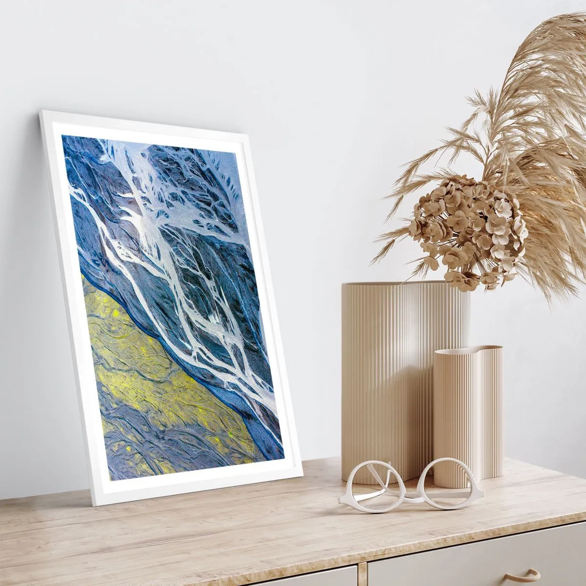 Affisch i vit ram - Naturens grottmålningar - 70x100 cm