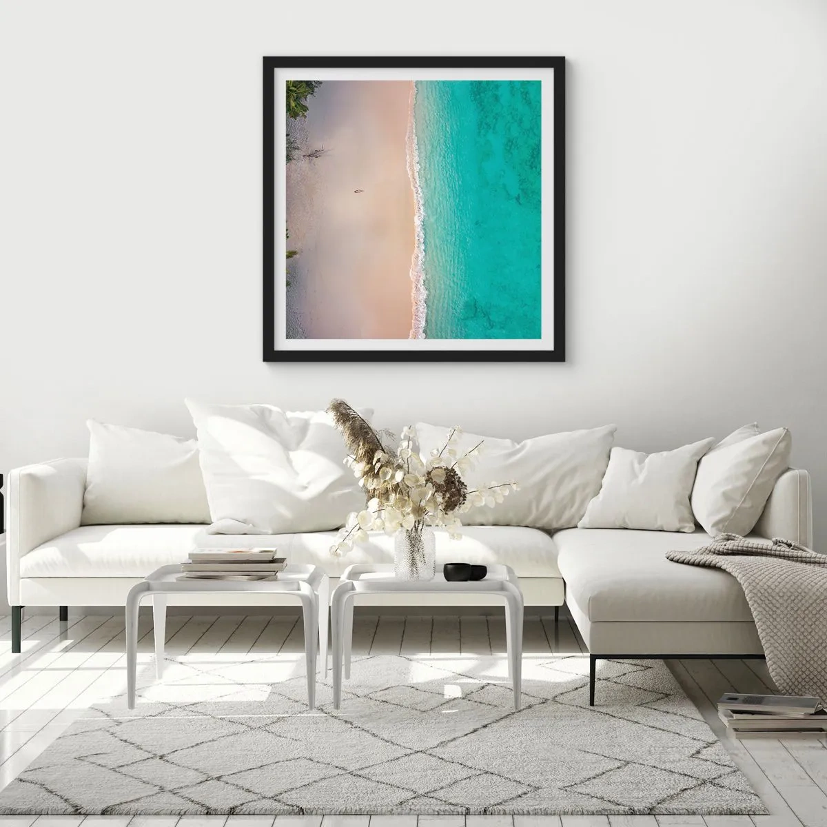 Affisch i svart ram - En strand i paradiset - 60x60 cm