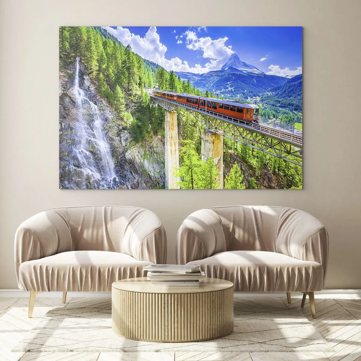 Glastavla - Bild på glas - Alpintåg på en bro med utsikt över ett vattenfall - 70x50cm - Järnväg till Alperna - Modern väggdekoration för vardagsrum och sovrum ARTTOR