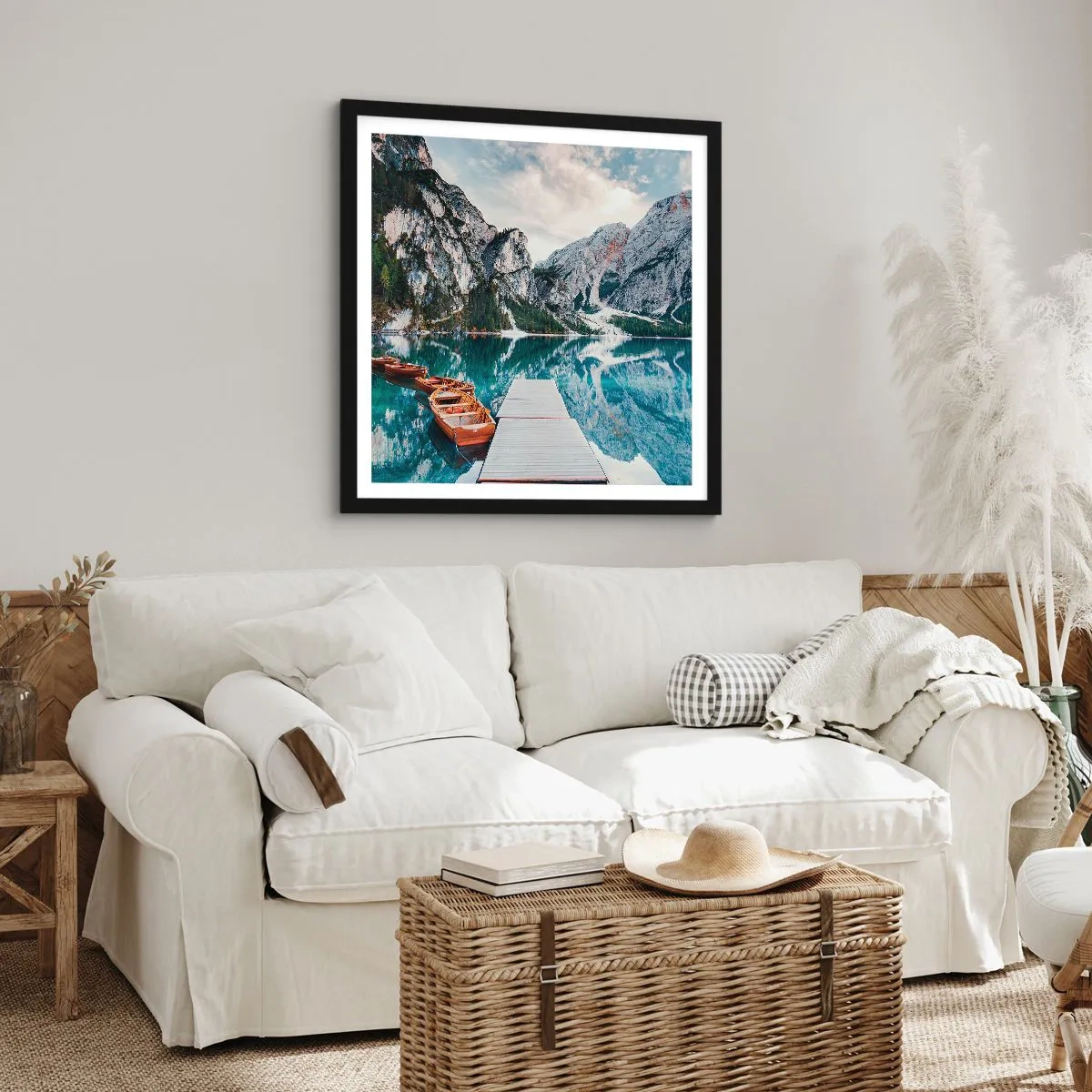 Affisch i svart ram - Vi visar dig skönhet - 60x60 cm