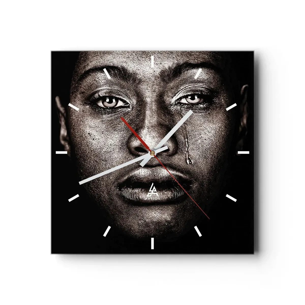 Väggklocka - Klocka på glas - En tår - 40x40 cm