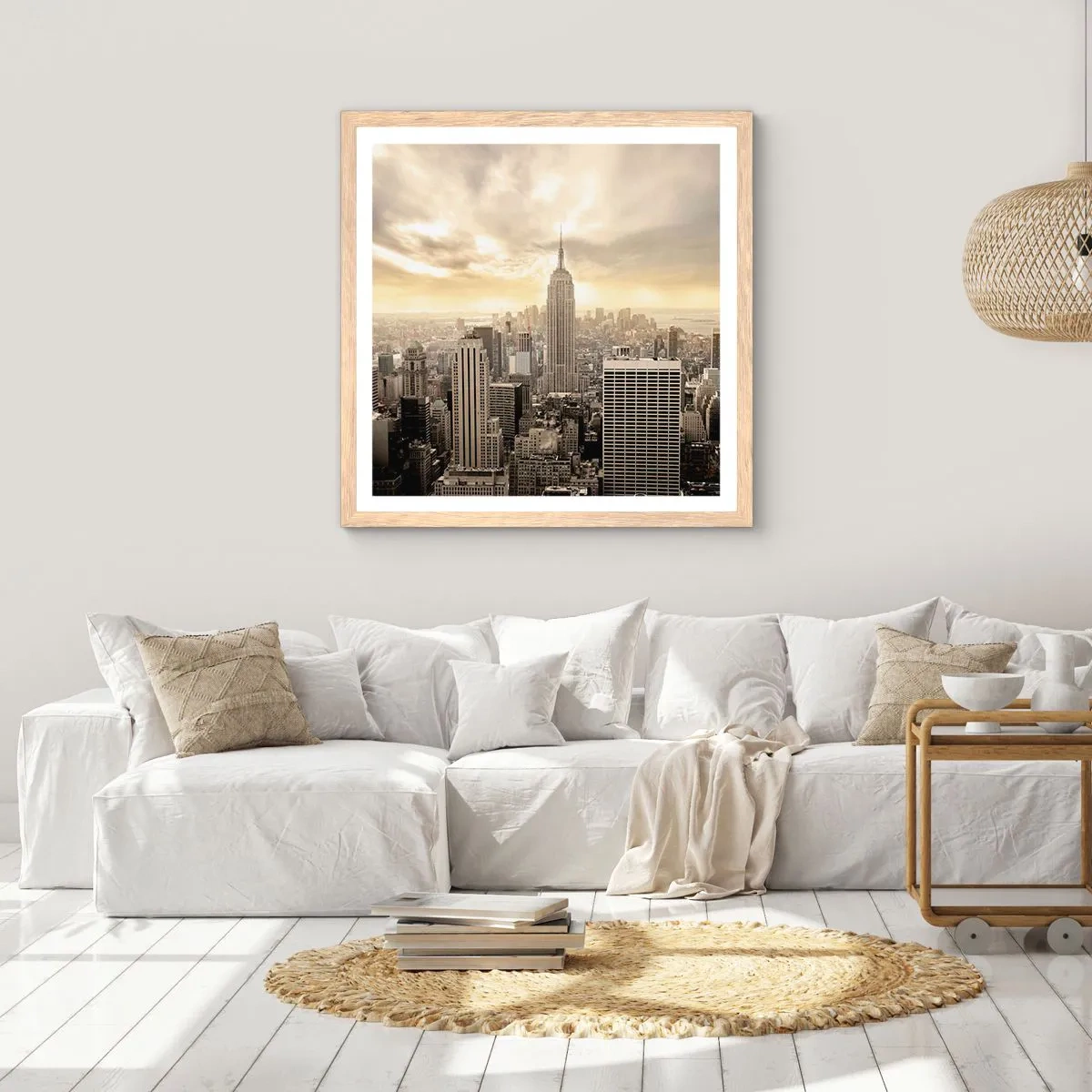 Affisch i ram av ljusek - New York i grånyanser - 60x60 cm