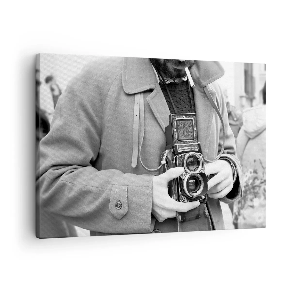 Canvastavla - Bild på duk - Svartvitt foto av en man med en retrokamera - 70x50cm - I retrostil - Modern väggdekoration för vardagsrum och sovrum ARTTOR