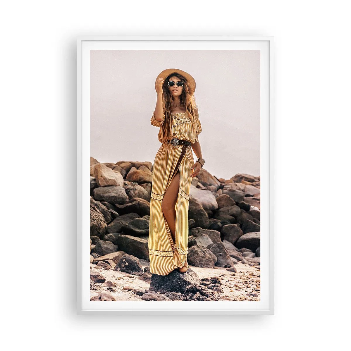 Affisch i vit ram - Stenarnas magi - 70x100 cm