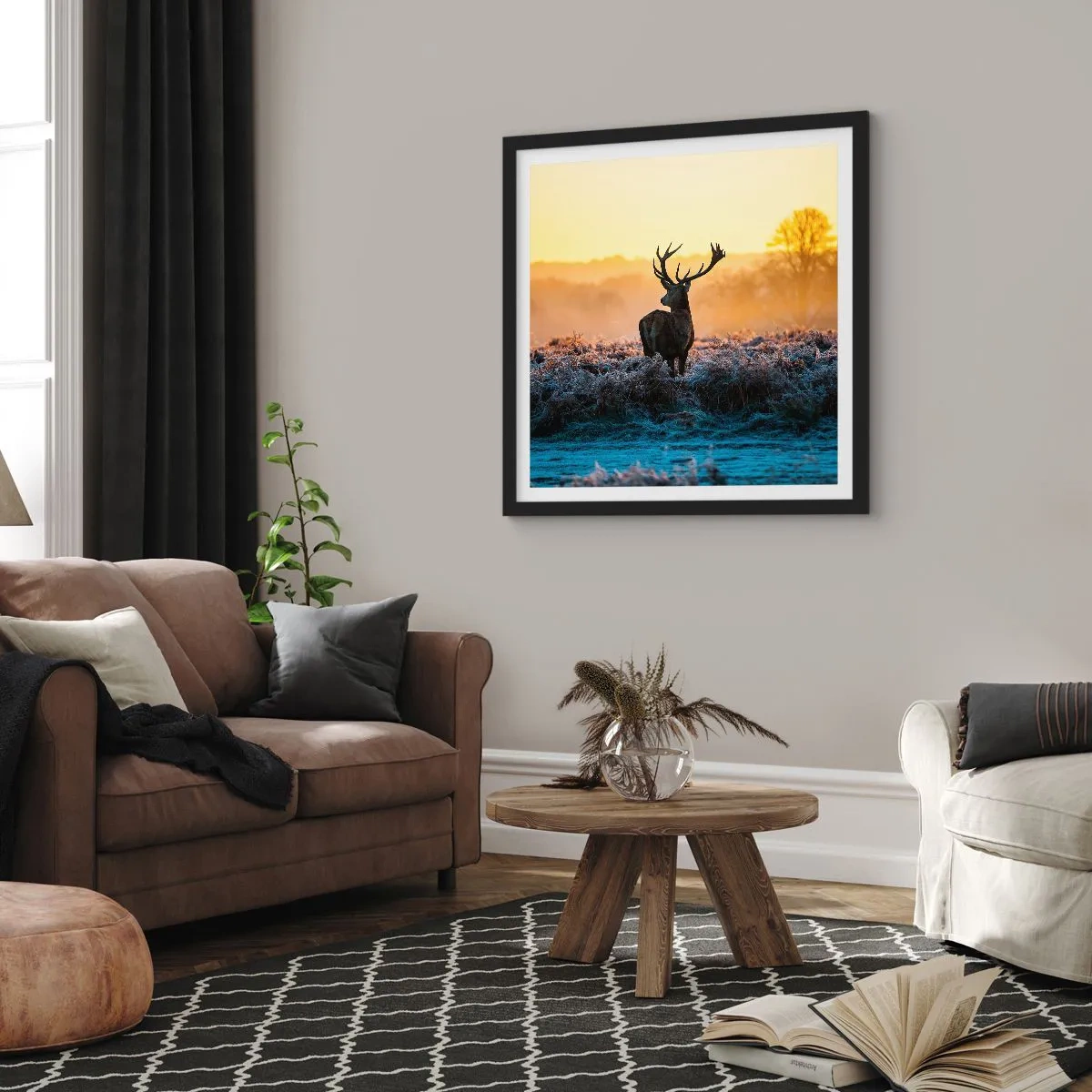 Affisch i svart ram - Krönt på sin mark - 50x50 cm