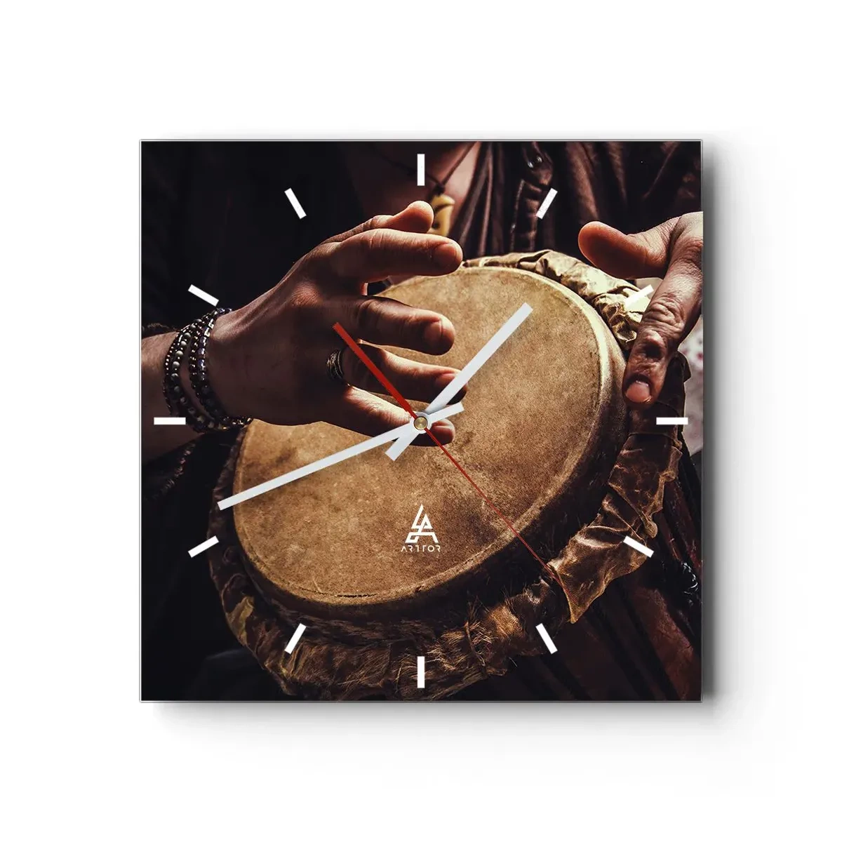 Väggklocka - Klocka på glas - I hjärtats takt - 30x30 cm