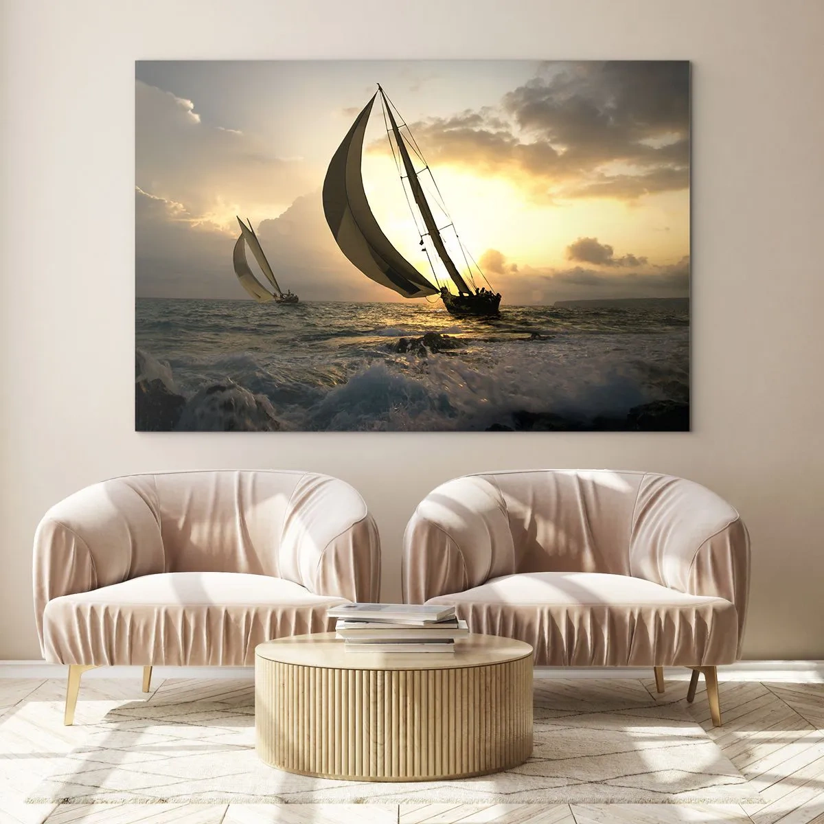 Glastavla - Bild på glas - Segelbåtar i ett stormigt hav under solnedgången - 70x50cm - Med och mot vinden - Modern väggdekoration för vardagsrum och sovrum ARTTOR