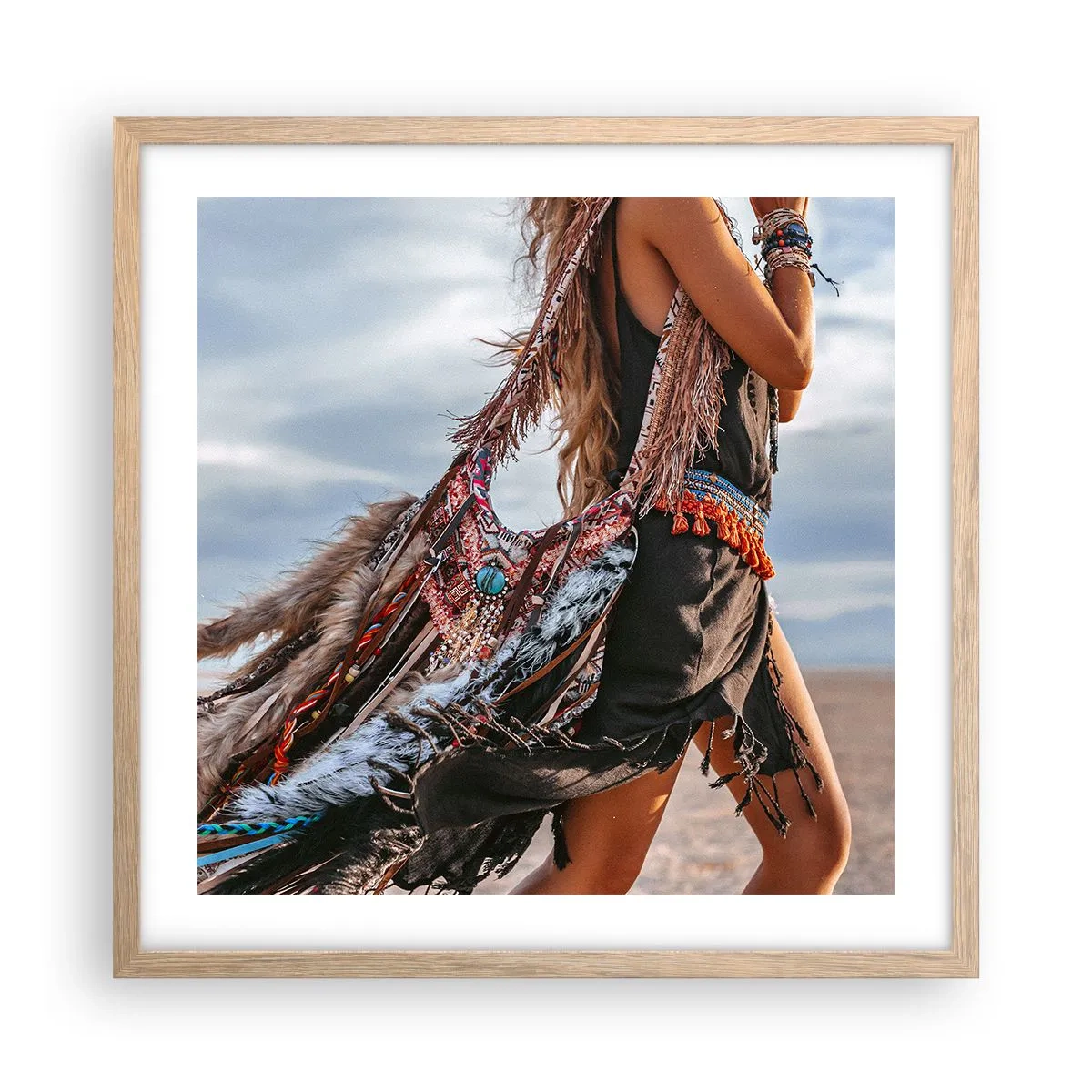 Affisch i ram av ljusek - Shamanens flicka - 50x50 cm