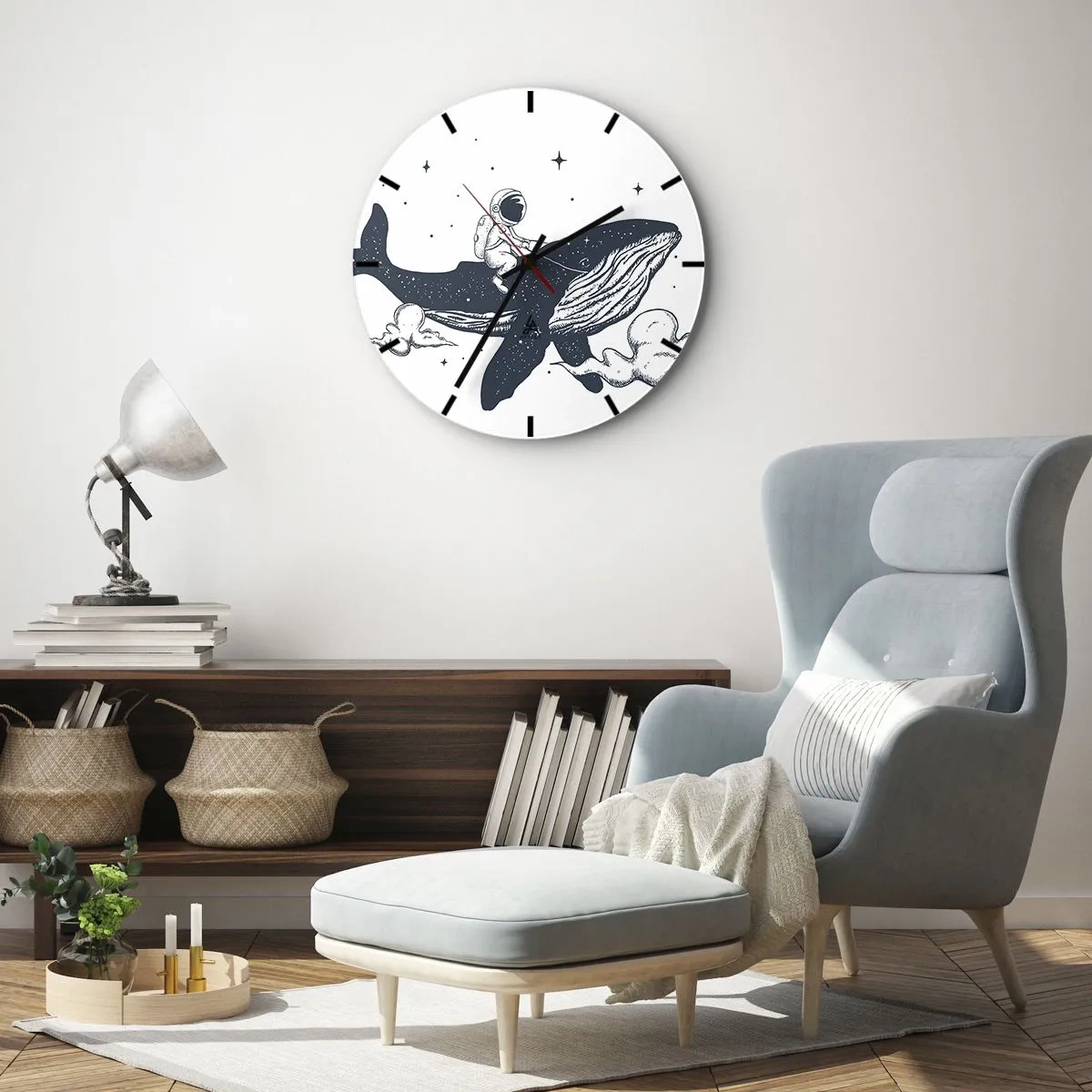 Väggklocka - Klocka på glas - Astronaut som rider på en val i rymden - 30x30cm - Rymdäventyr - Modern väggdekoration för vardagsrum, kök och sovrum ARTTOR