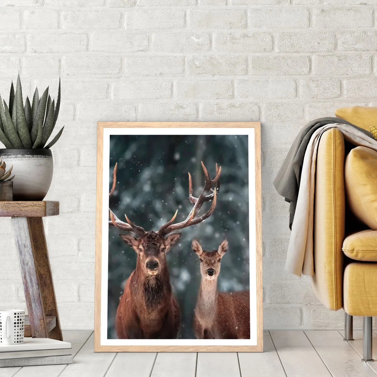 Affisch i ram av ljusek - Skogens herre med hustrun - 70x100 cm