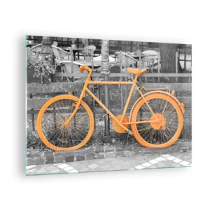 Glastavla - Bild på glas - En illustration av en orangemålad cykel mot en svartvit bakgrund. - 70x50cm - Gå, jag väntar här - Modern väggdekoration för vardagsrum och sovrum ARTTOR