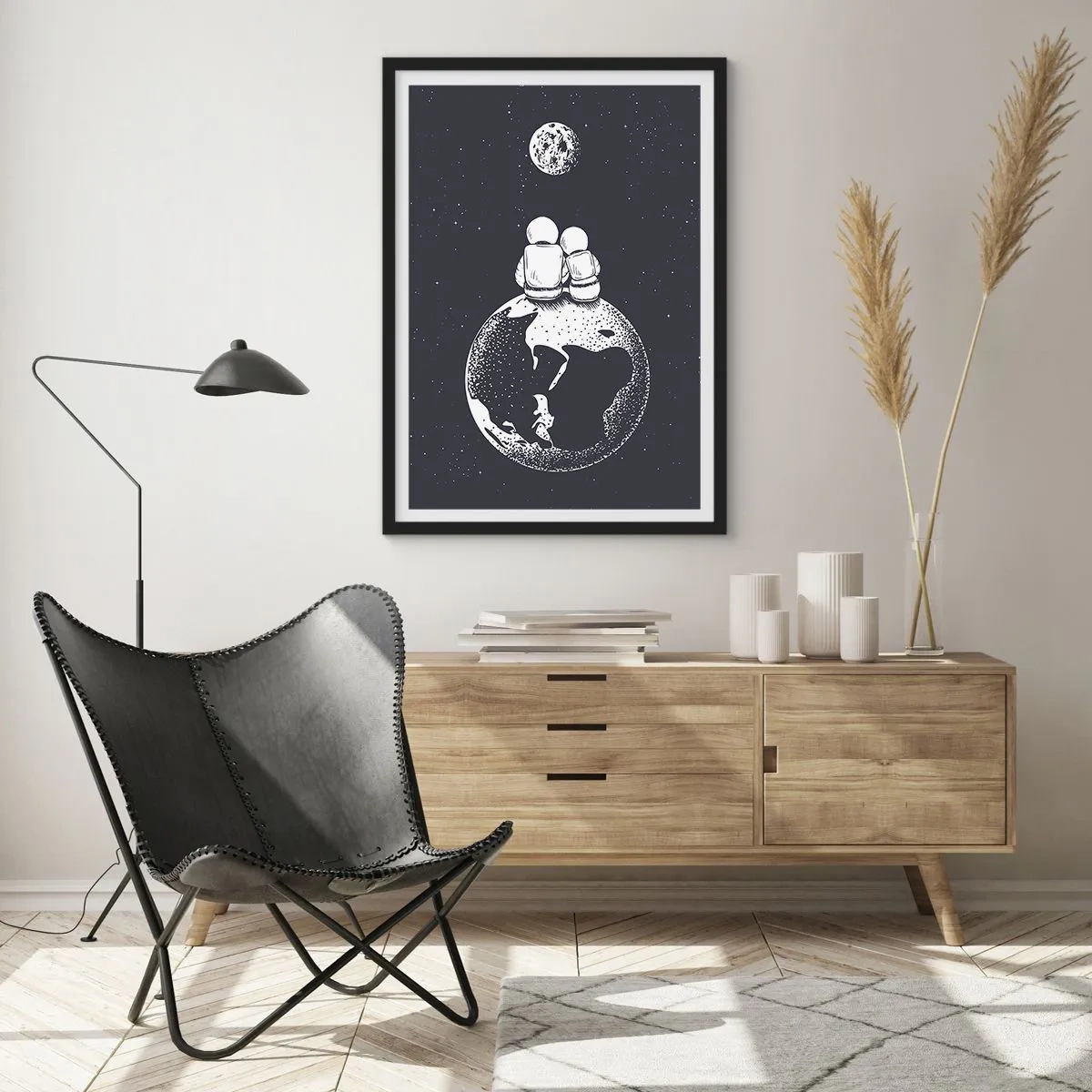 Affisch i svart ram - En kosmisk kärlekshistoria - 61x91 cm