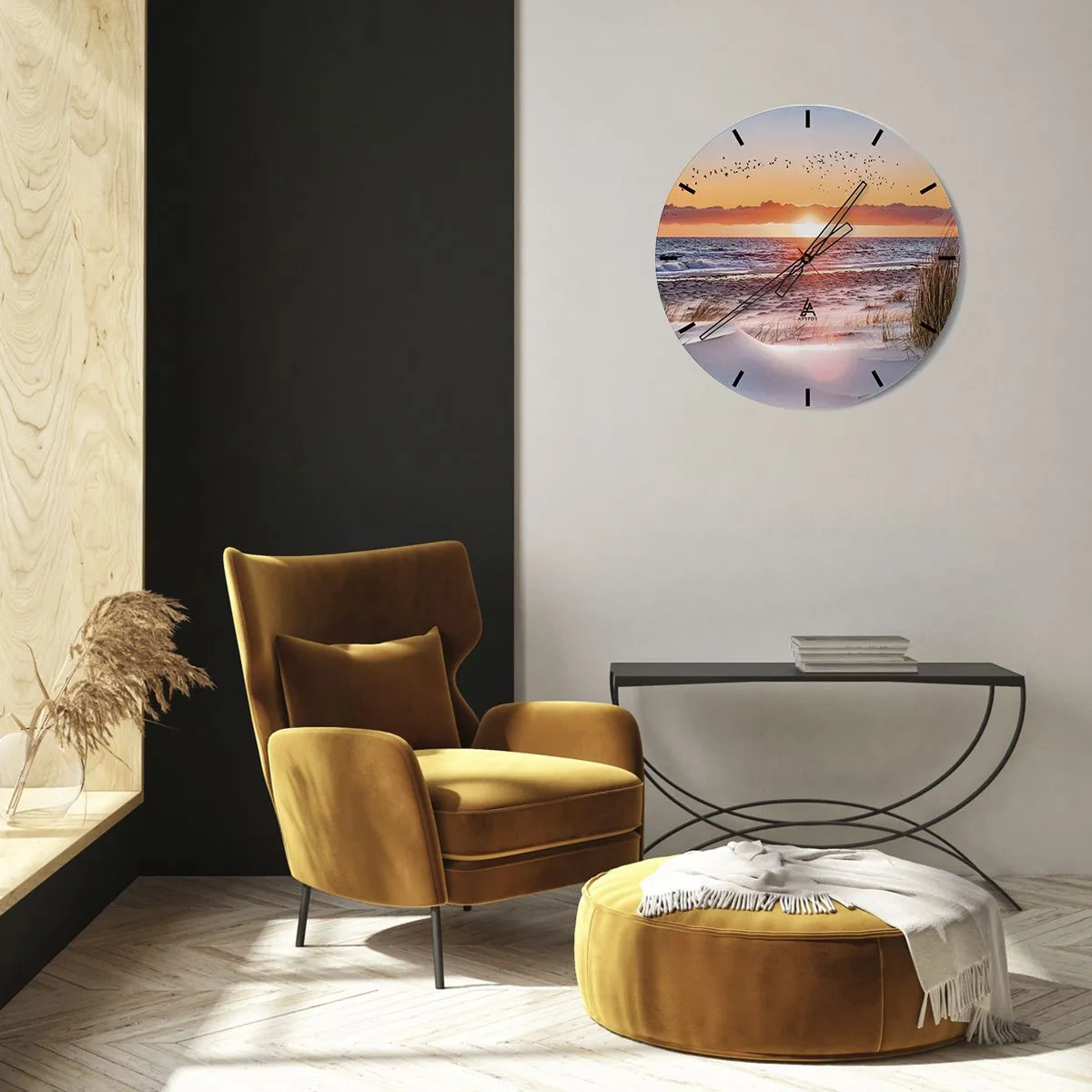 Väggklocka - Klocka på glas - Solnedgång över havet med fåglar och sand i förgrunden - 30x30cm - Horisontellt landskap - Modern väggdekoration för vardagsrum, kök och sovrum ARTTOR
