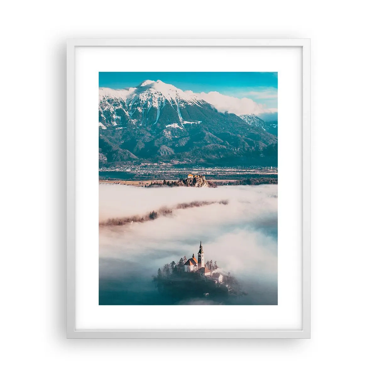 Affisch i vit ram - Sagans början - 40x50 cm