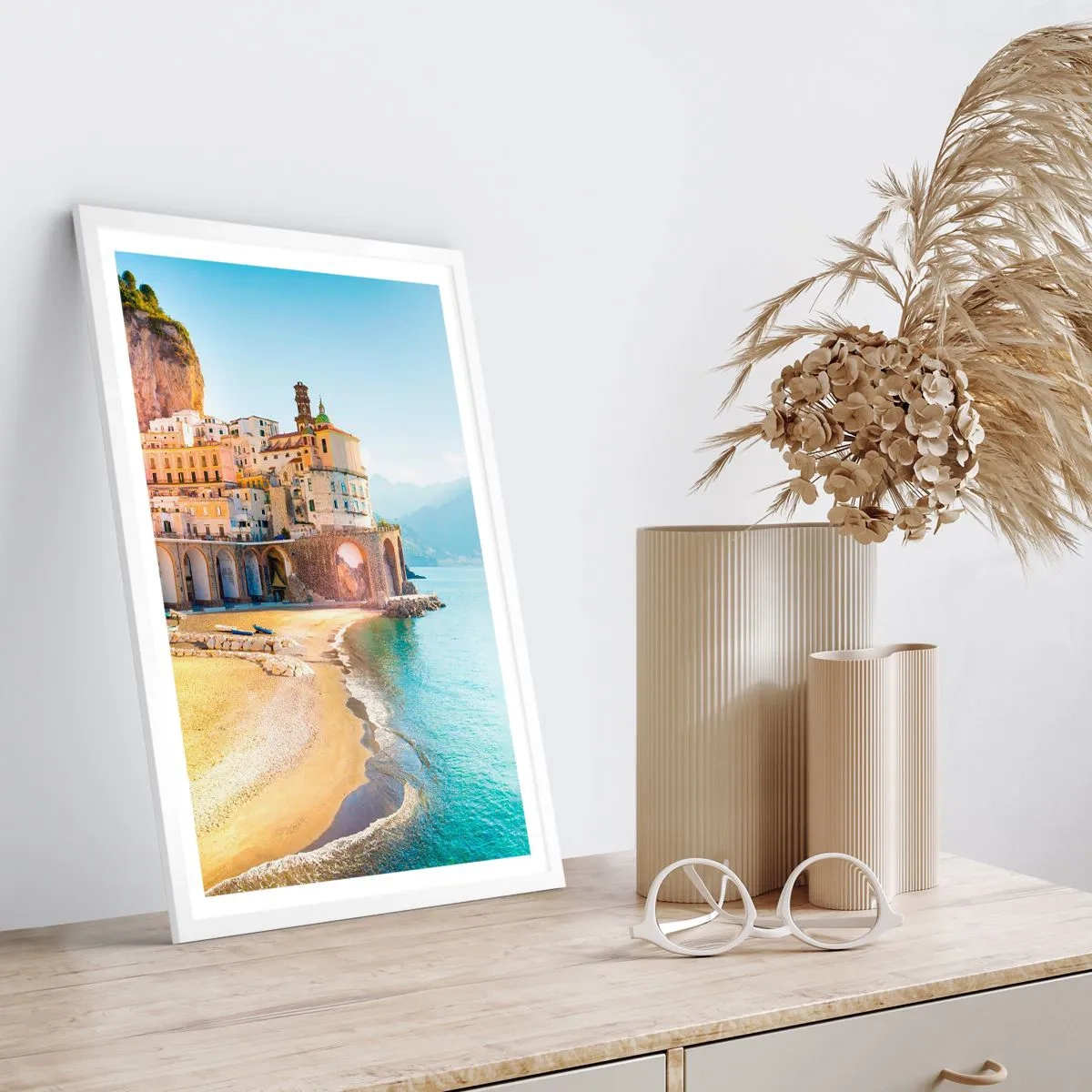 Affisch i vit ram - Stad utan motstycke - 70x100 cm