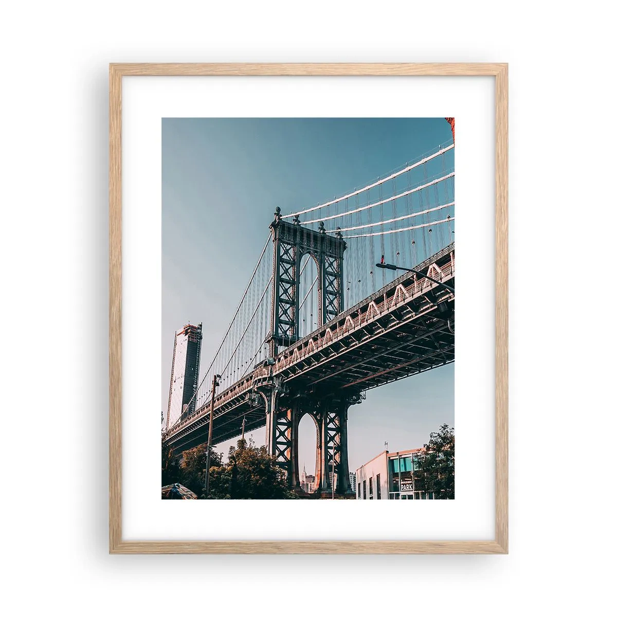 Affisch i ram av ljusek - Över stadens vågor - 40x50 cm