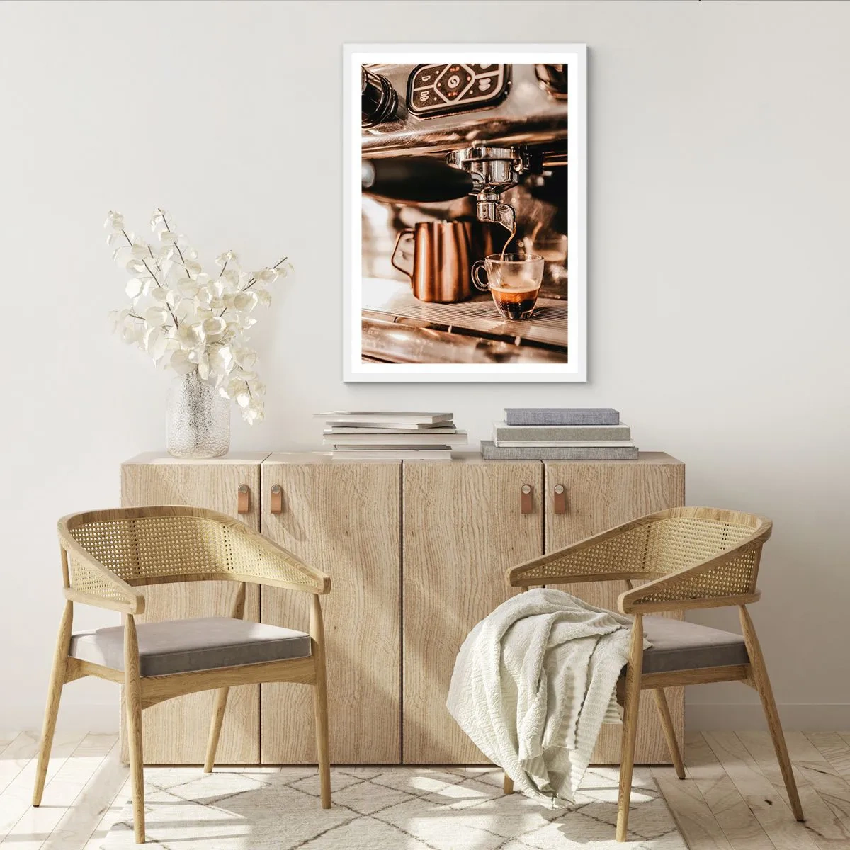 Affisch i vit ram - Kaffets glans - 70x100 cm