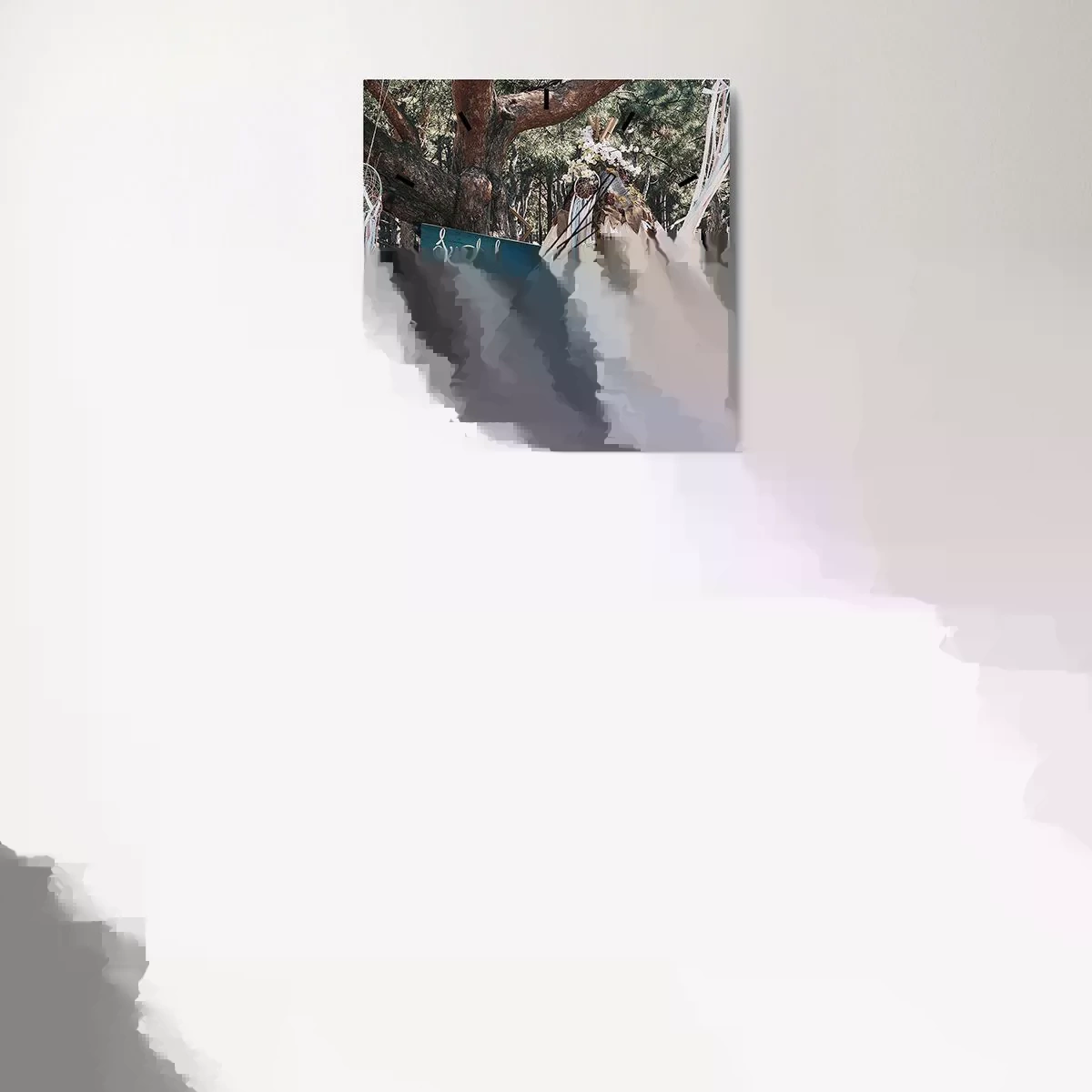 Väggklocka - Klocka på glas - Make love… - 30x30 cm