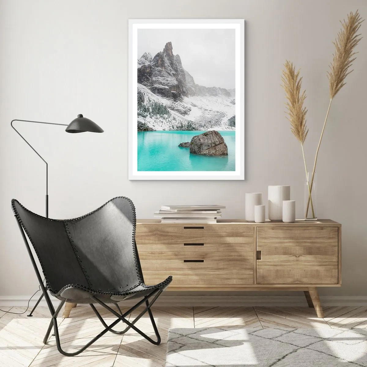 Affisch i vit ram - På vakt - 50x70 cm
