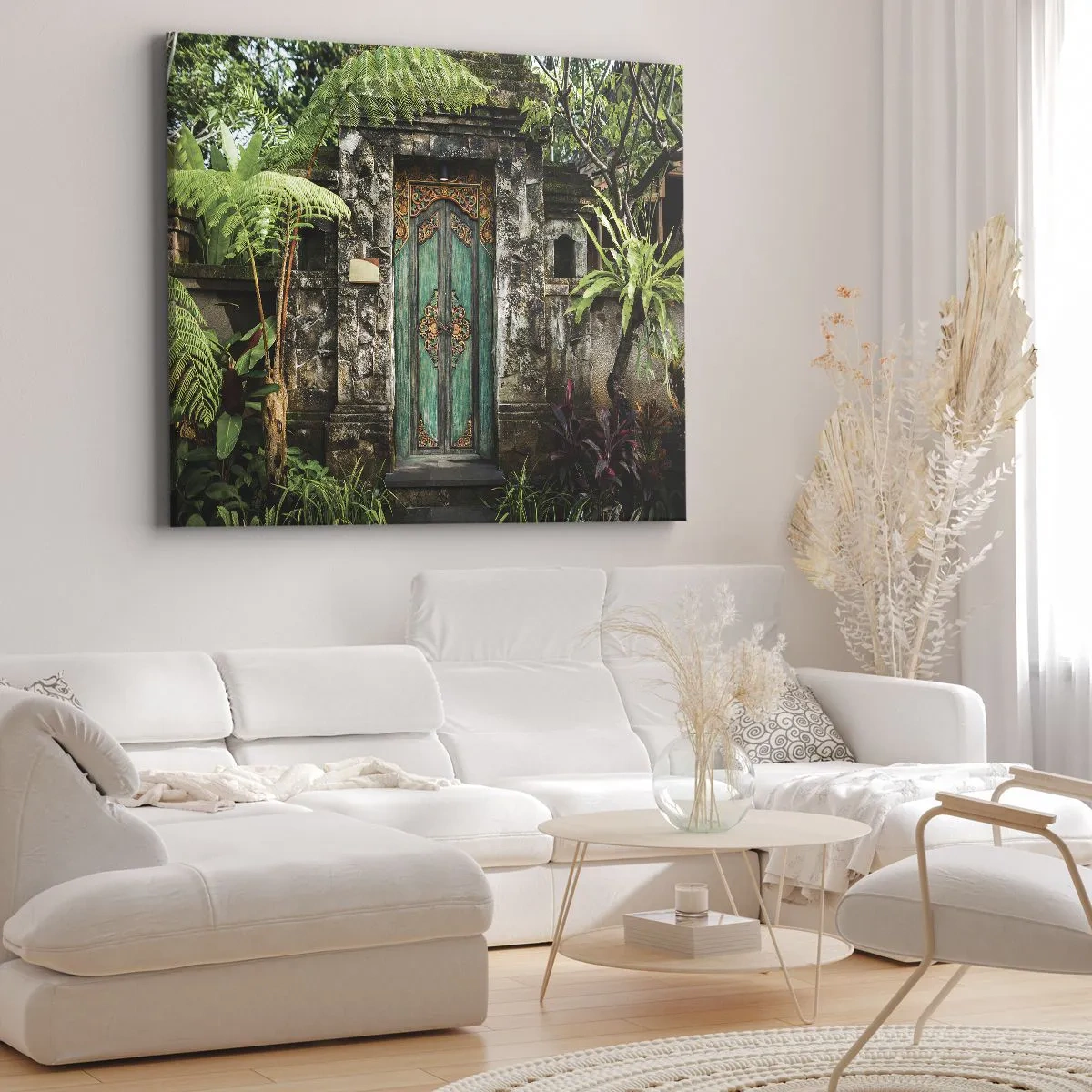 Canvastavla - Bild på duk - Dekorativa dörrar omgivna av tropisk vegetation - 70x50cm - Dörren till exotiska världen - Modern väggdekoration för vardagsrum och sovrum ARTTOR