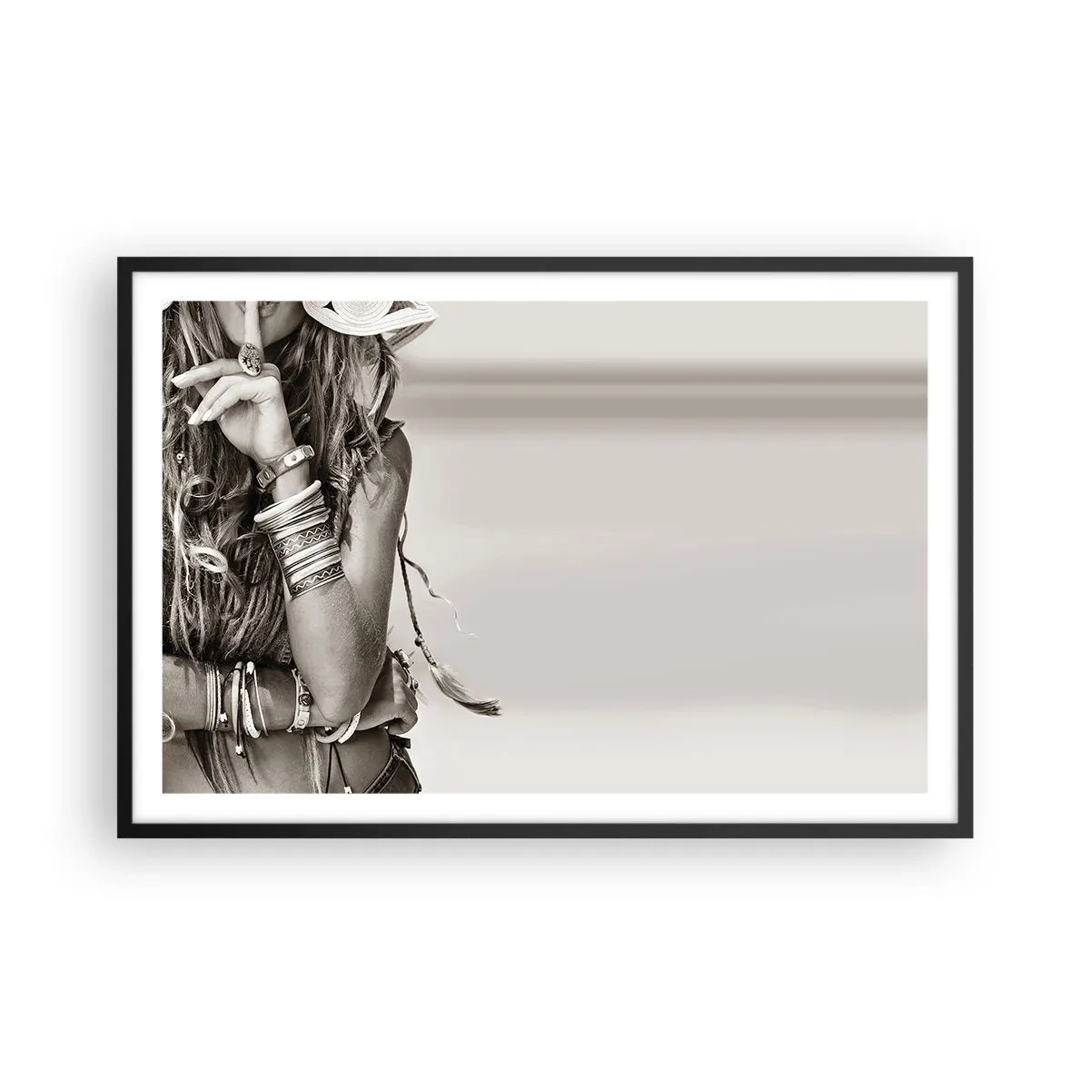 Affisch i svart ram - Som flickorna brukar - 91x61 cm