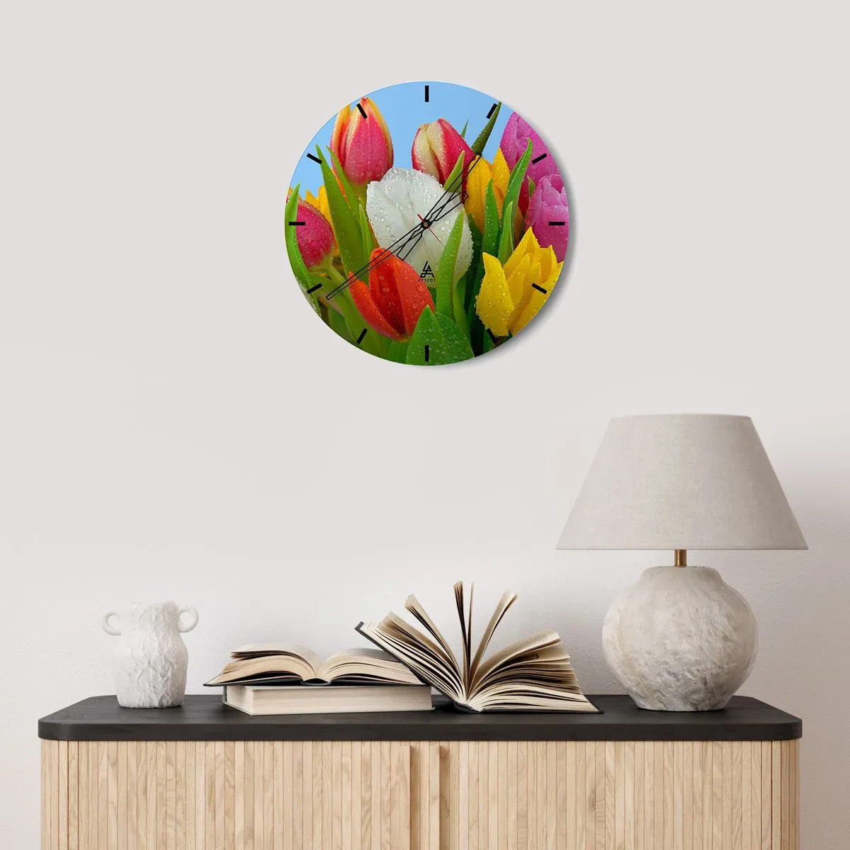 Väggklocka - Klocka på glas - blommig regnbåge i daggdroppar - 40x40 cm