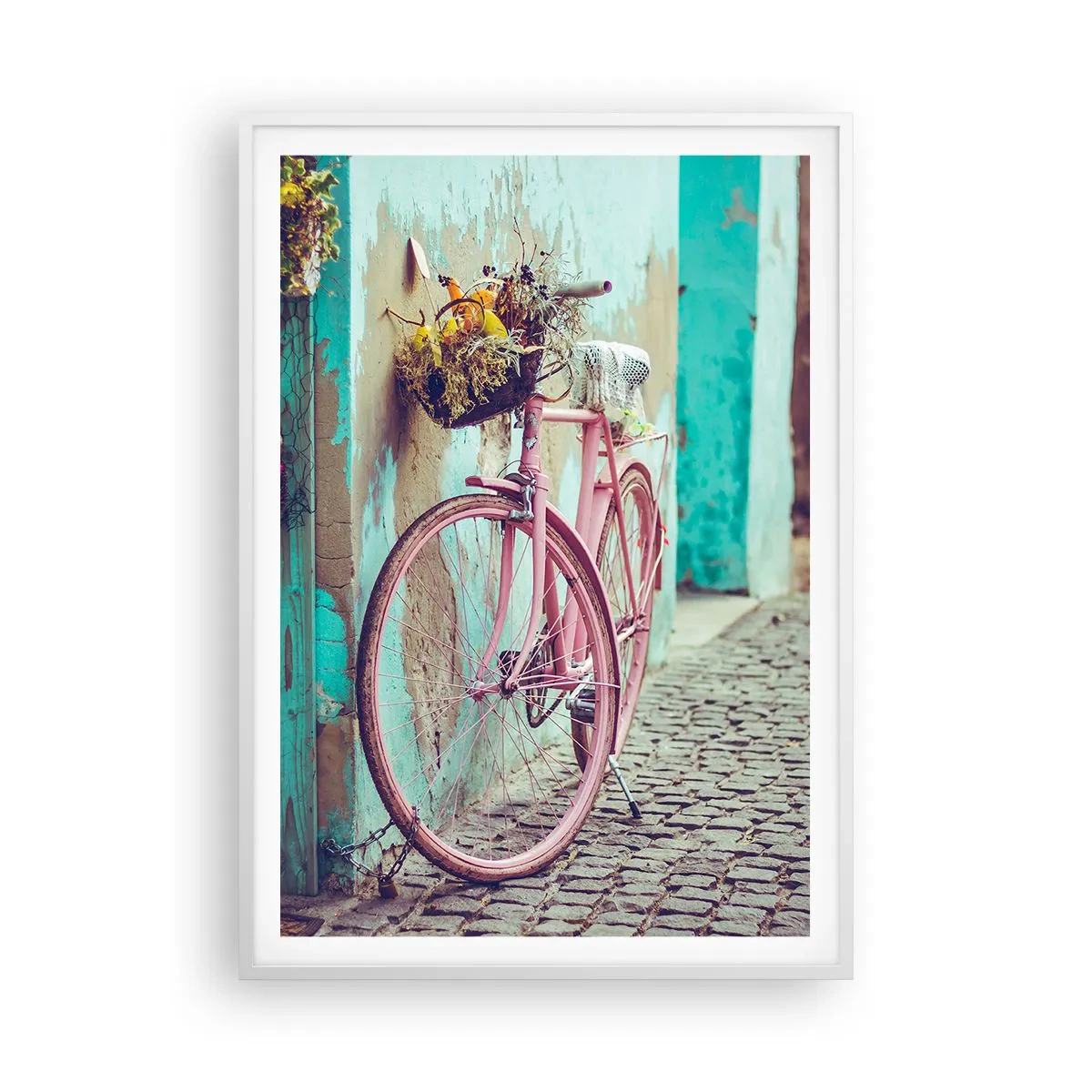 Affisch i vit ram - Strax tillbaka - 70x100 cm