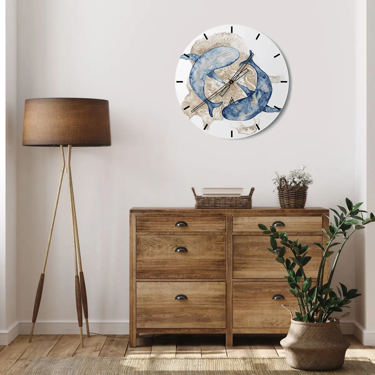 Väggklocka - Klocka på glas - Blåvalar mot den gyllene sanden - 30x30cm - Vänskap eller kärlek? - Modern väggdekoration för vardagsrum, kök och sovrum ARTTOR