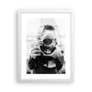 Affisch i vit ram - Skapare och material - 30x40 cm