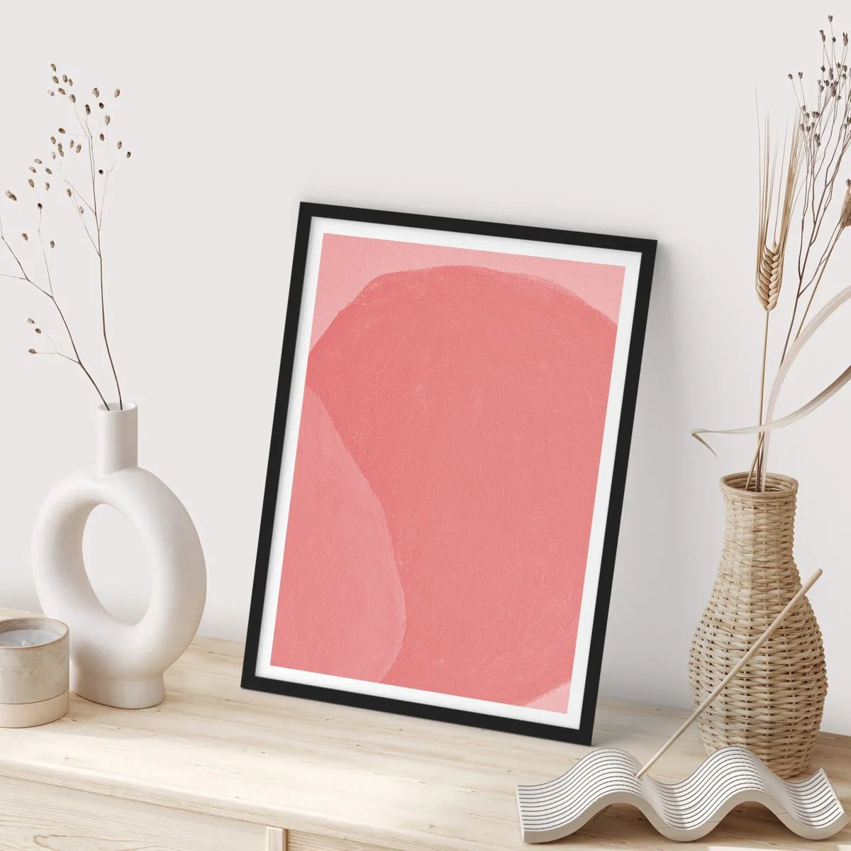 Affisch i svart ram - Abstrakt komposition i nyanser av rosa - 50x70cm - Organisk komposition i rosa - Modern väggdekoration för vardagsrum och sovrum ARTTOR