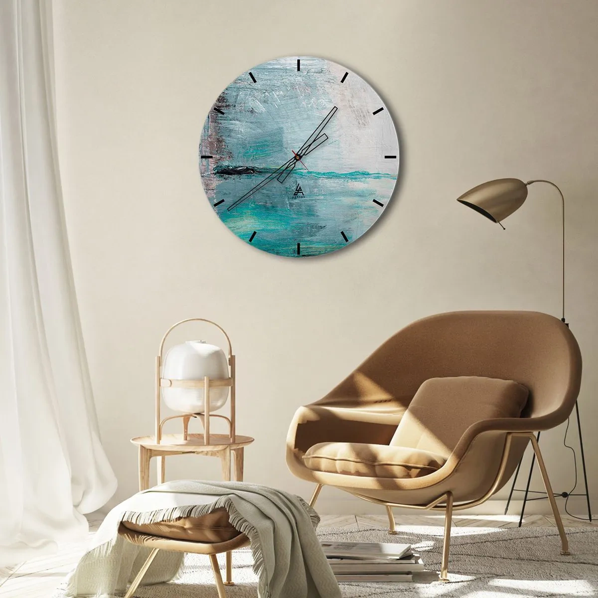 Väggklocka - Klocka på glas - En urtavla med ett abstrakt motiv i nyanser av blått och grått. - 30x30cm - Horisontellt i blått - Modern väggdekoration för vardagsrum, kök och sovrum ARTTOR