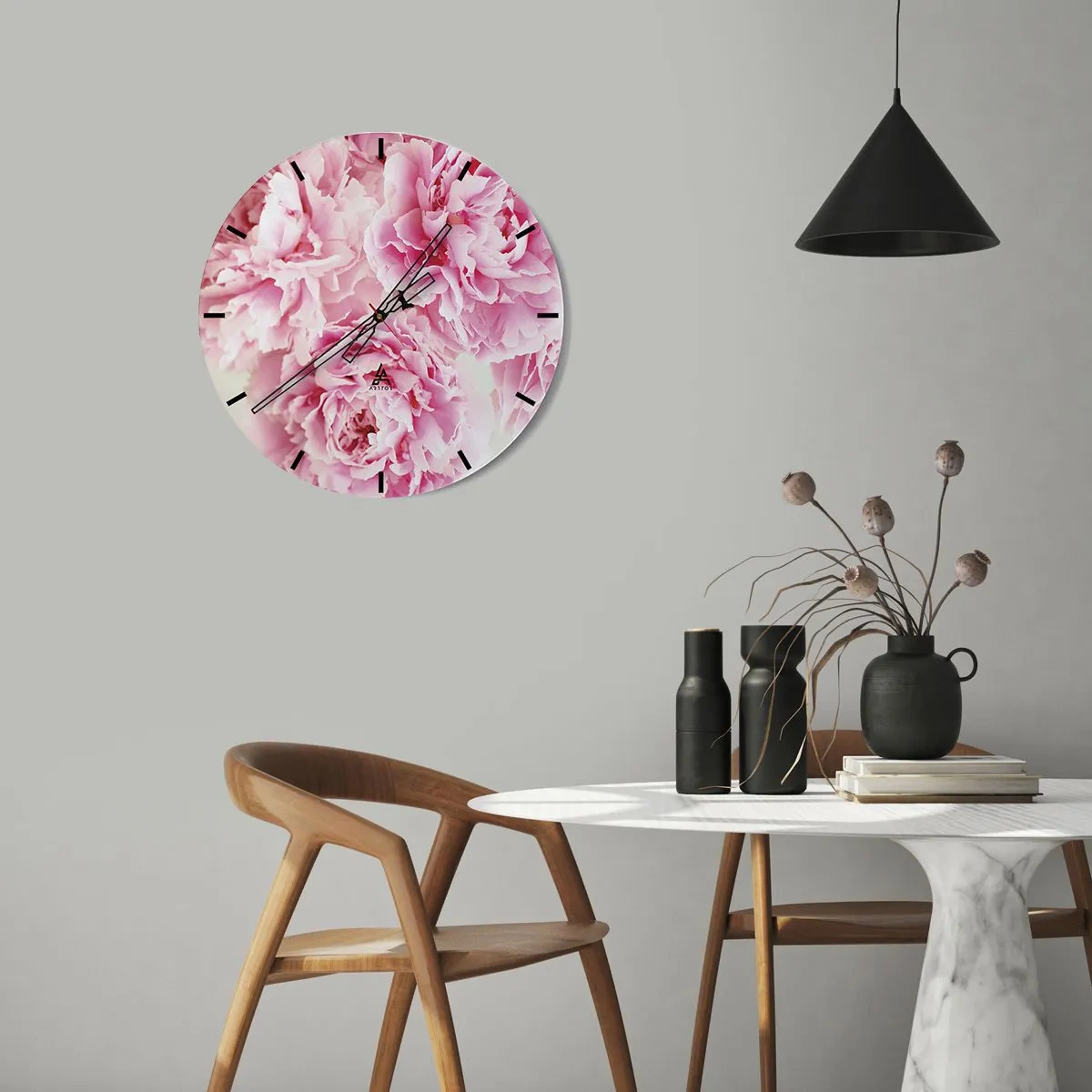 Väggklocka - Klocka på glas - Rosa pionblommor på vit bakgrund - 30x30cm - Rosa prakt - Modern väggdekoration för vardagsrum, kök och sovrum ARTTOR