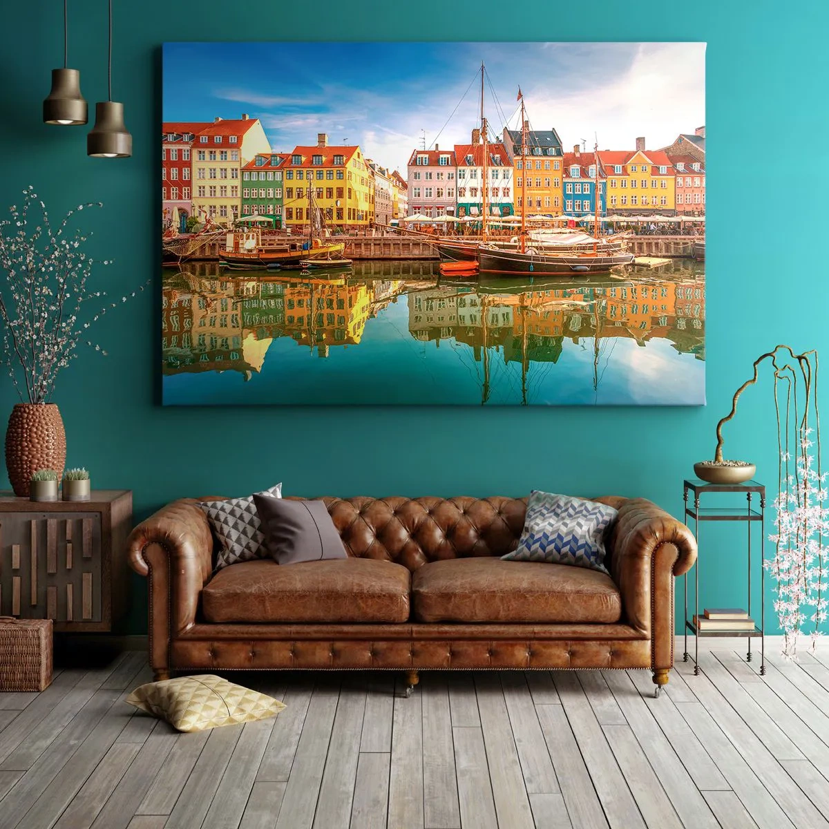 Canvastavla - Bild på duk - Färgglada kanalhus i Köpenhamn - 70x50cm - Vid spegelklart vatten - Modern väggdekoration för vardagsrum och sovrum ARTTOR