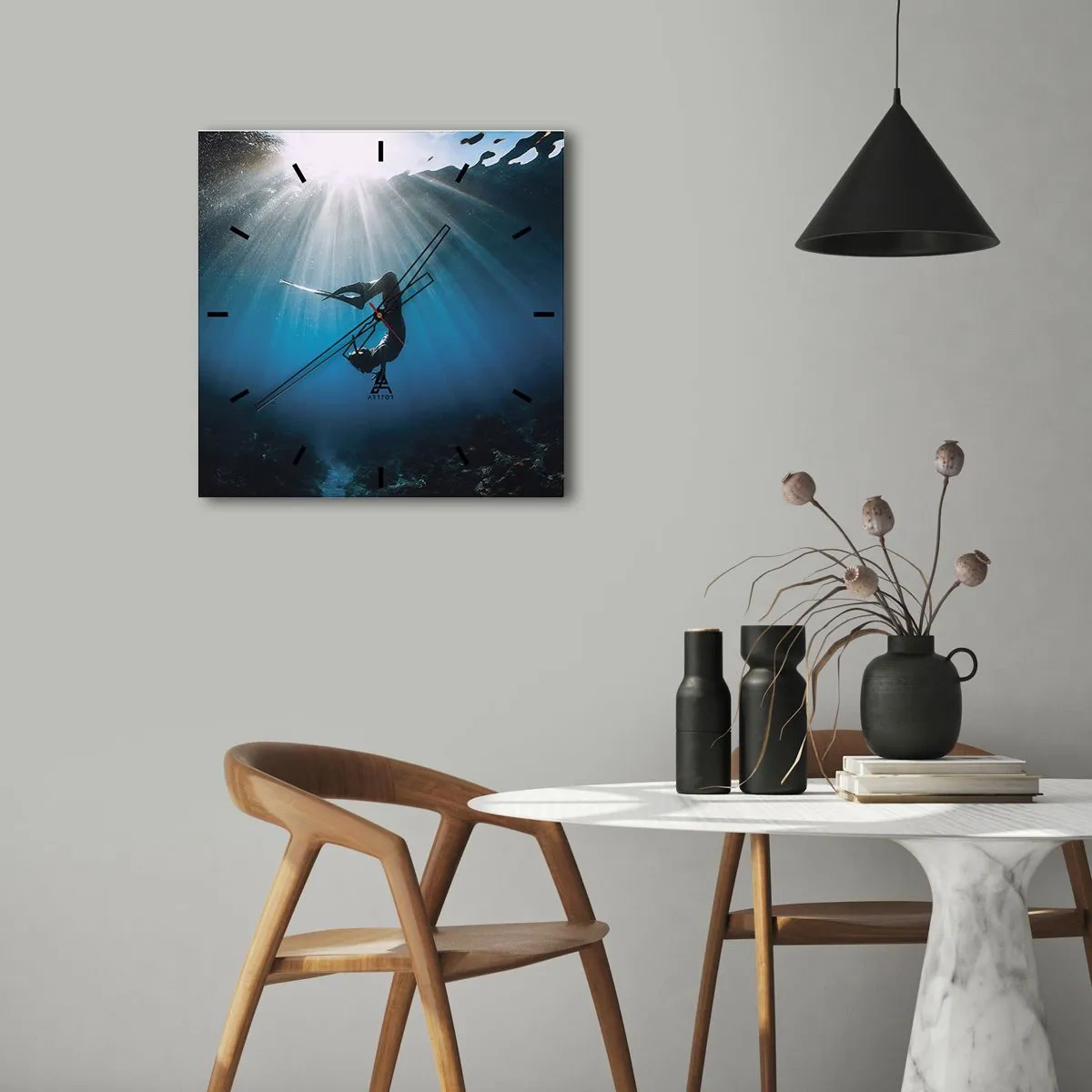 Väggklocka - Klocka på glas - Undervattendans - 40x40 cm