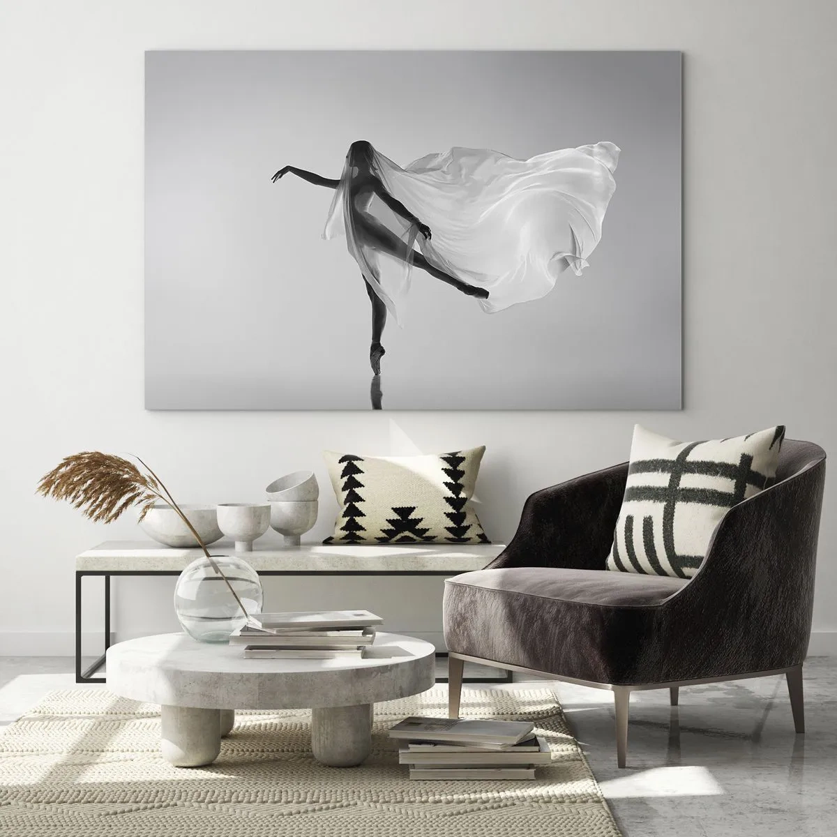 Glastavla - Bild på glas - Silhuetten av en dansare med en flytande slöja i rörelse - 70x50cm - Lätthet och grace - Modern väggdekoration för vardagsrum och sovrum ARTTOR