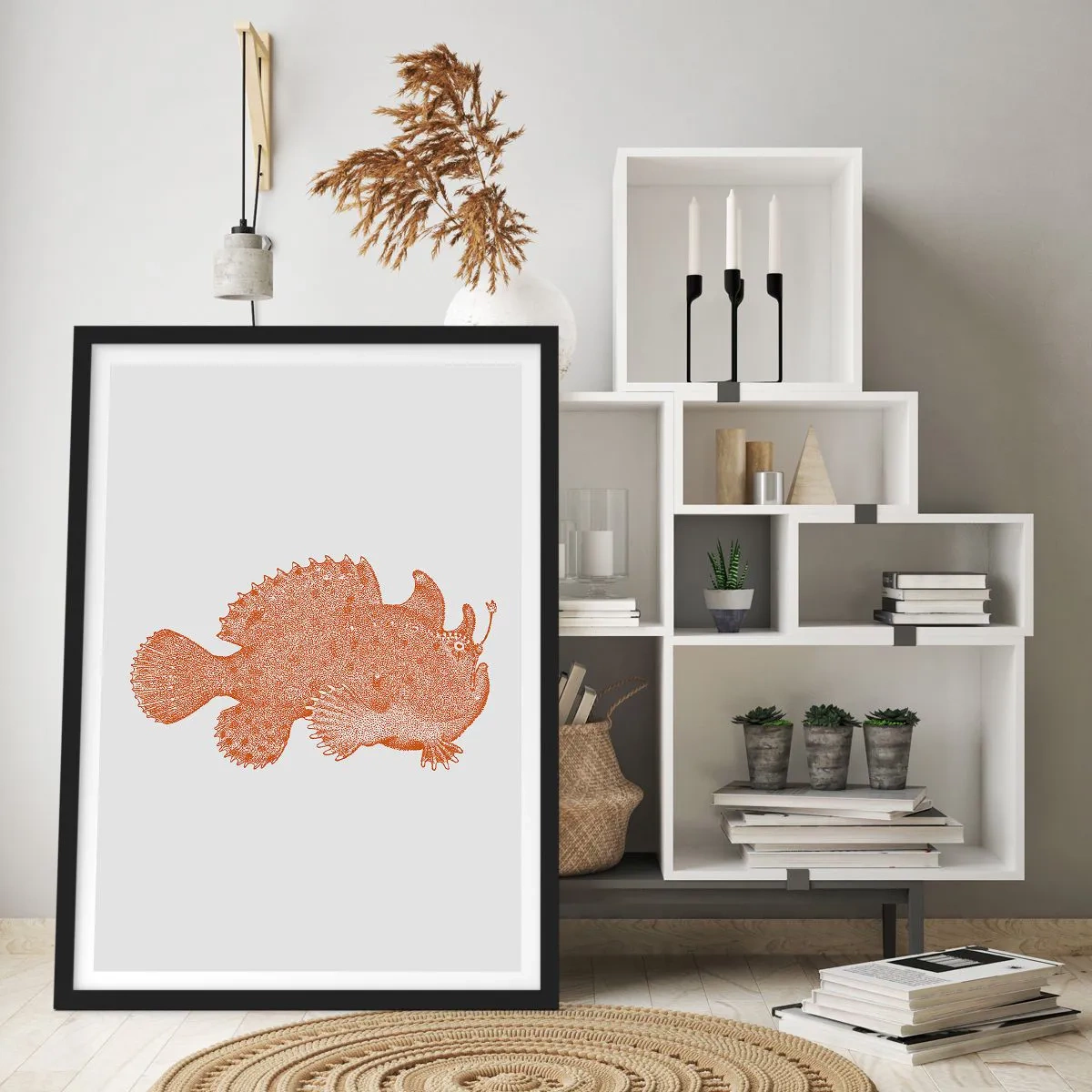 Affisch i svart ram - Detaljerad illustration av en djuphavsfisk - 50x70cm - Och ändå en fisk - Modern väggdekoration för vardagsrum och sovrum ARTTOR