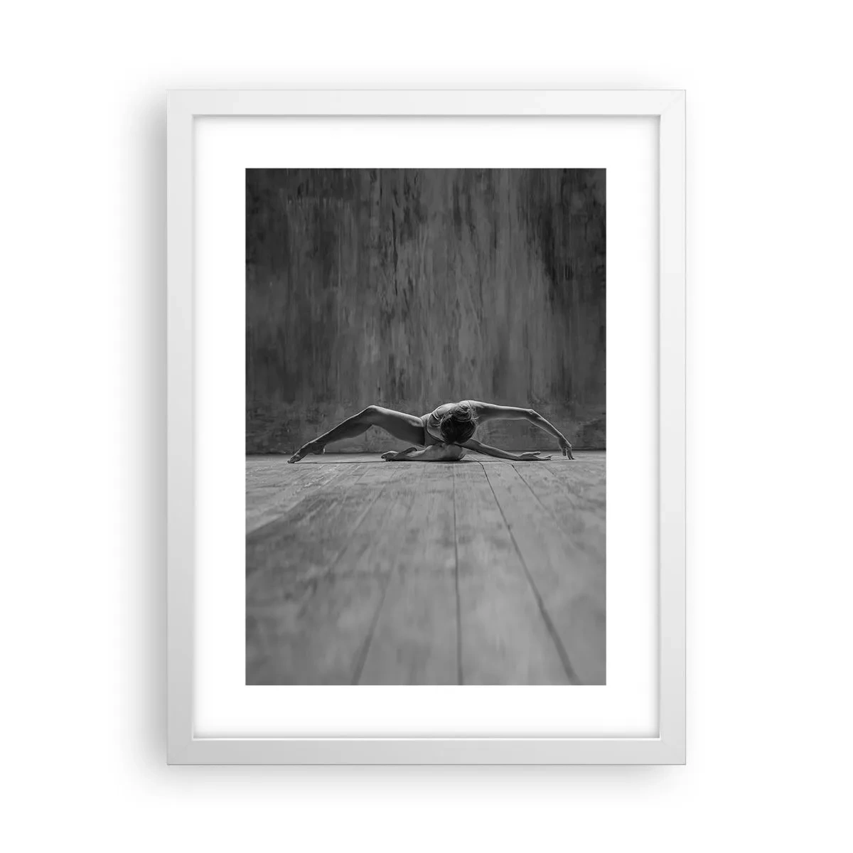 Affisch i vit ram - Upphittad symmetri - 30x40 cm