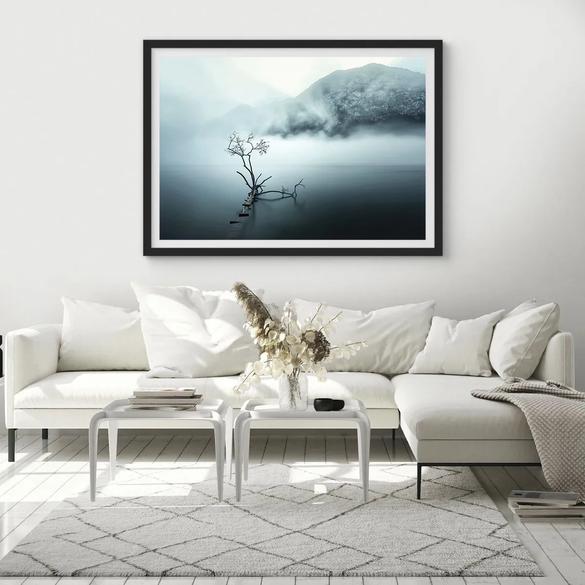 Affisch i svart ram - Ut ur vatten och dimma - 70x50 cm