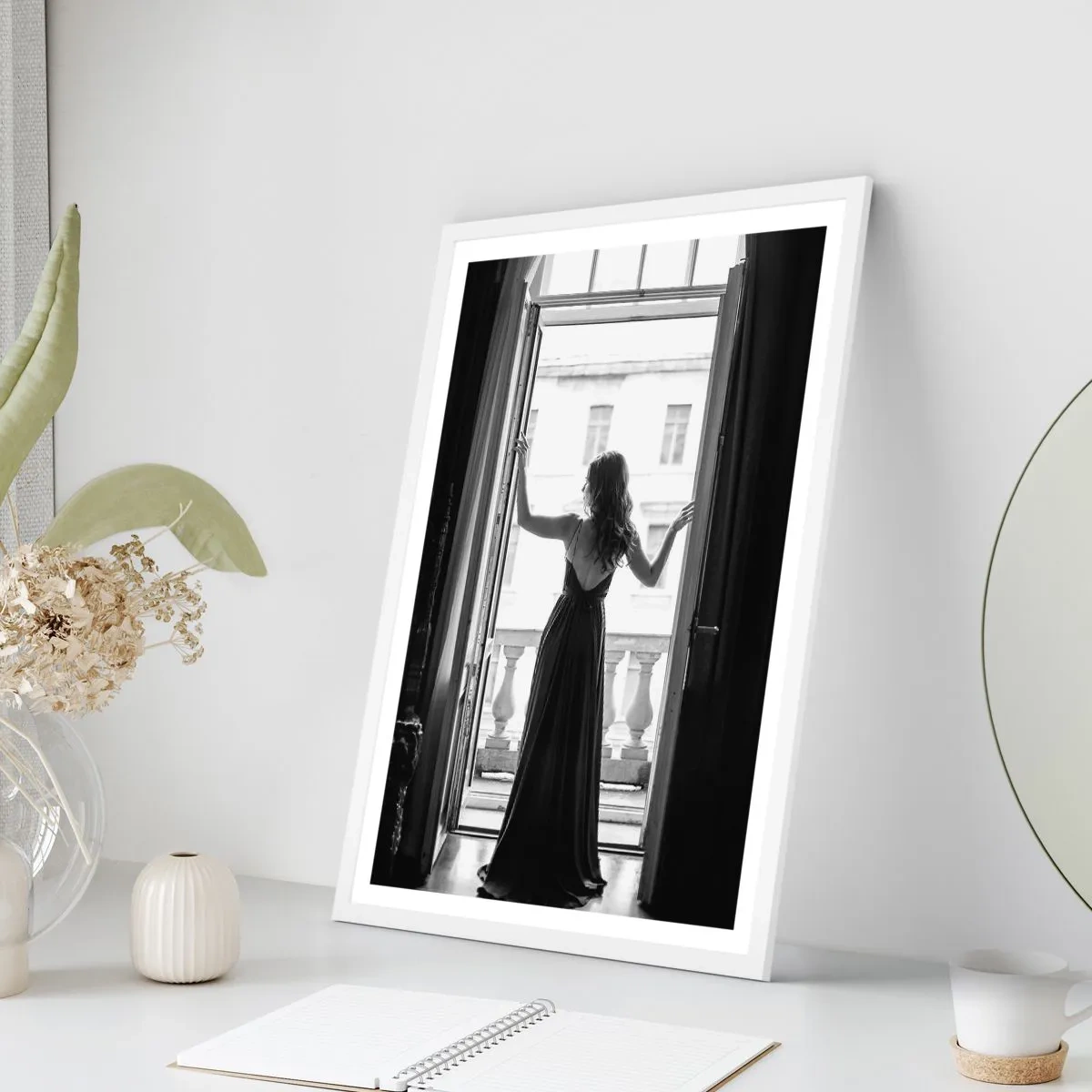 Affisch i vit ram - I stor stil - 70x100 cm